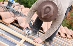 What are the Benefits of Taking Roof Restoration Services